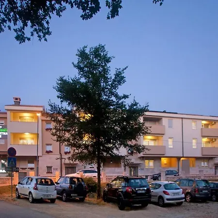 Aparthotel Maslina Iii *